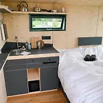 Sleep Space 1 - Tiny Spot Eider Suderstapel
