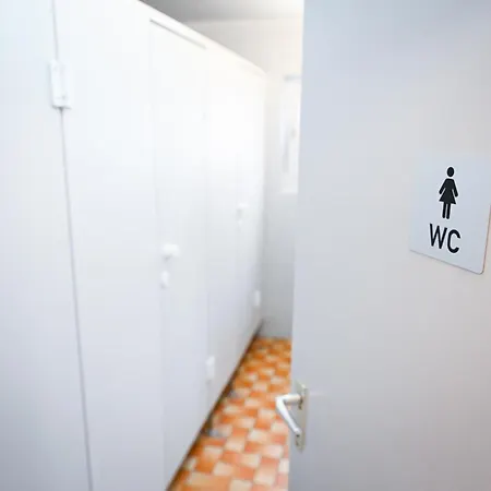 Sleep Space 1 - Tiny Spot Eider Vakantiehuis