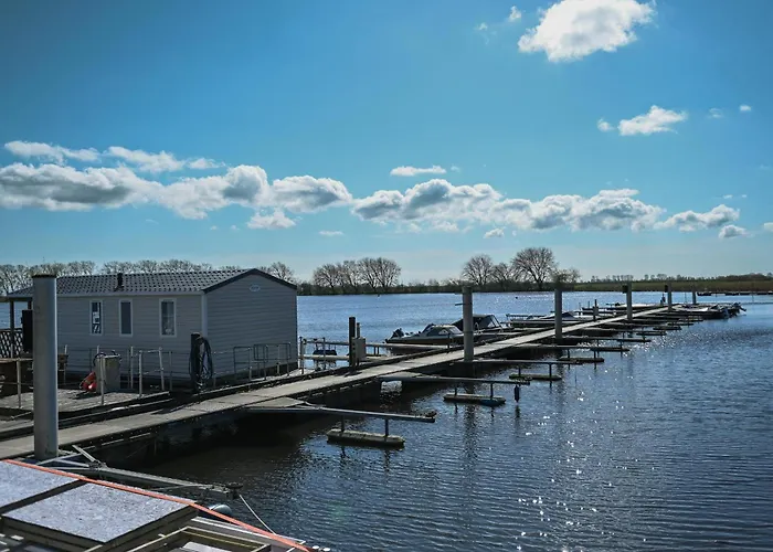 Vakantiehuis Sleep Space 1 - Tiny Spot Eider Suderstapel